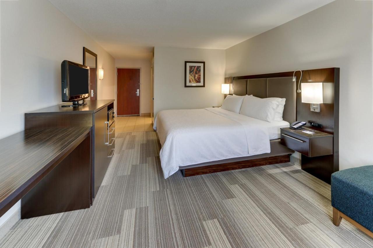 Holiday Inn Express Hotel & Suites Dayton-Centerville By Ihg Екстериор снимка