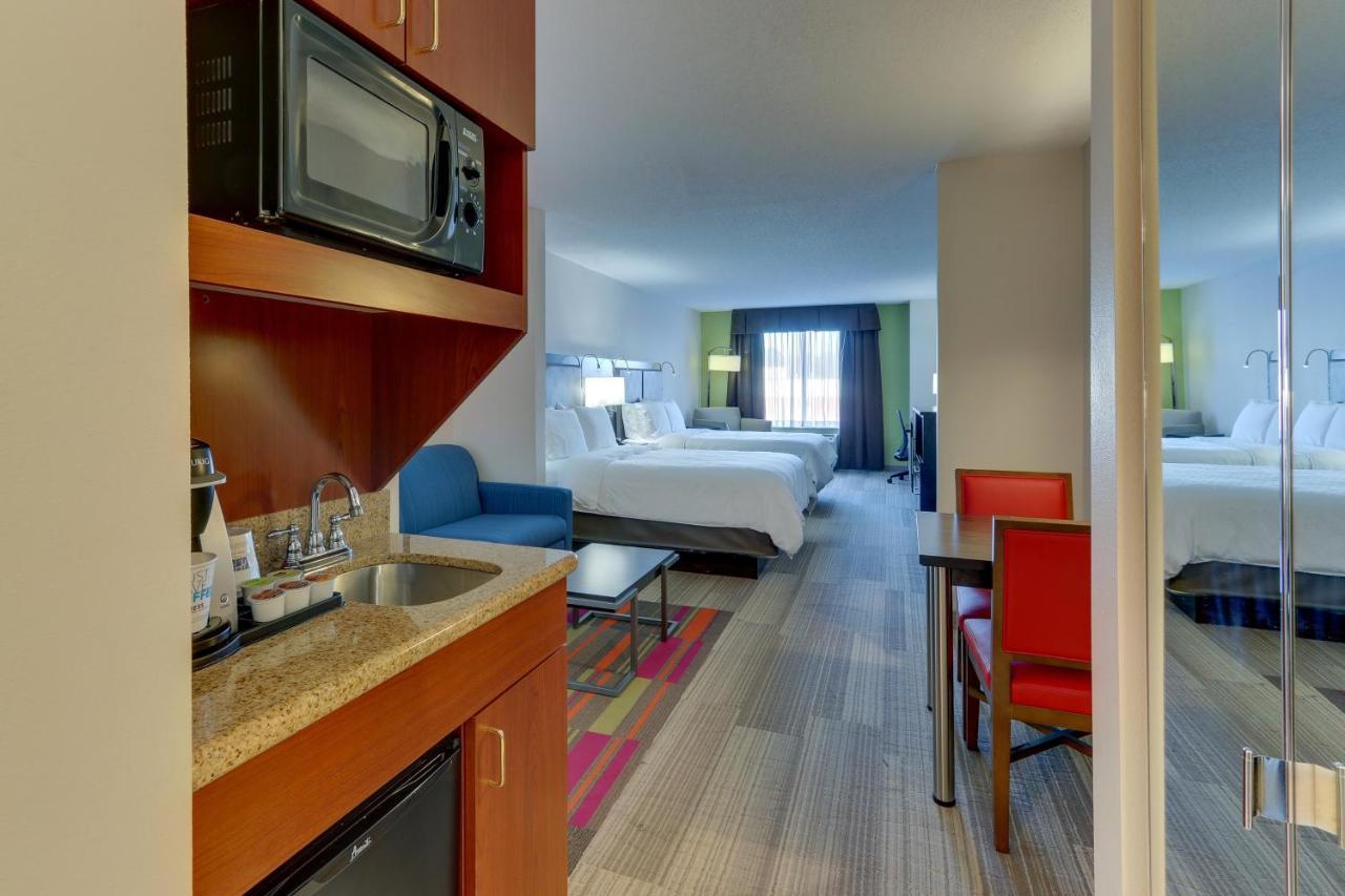 Holiday Inn Express Hotel & Suites Dayton-Centerville By Ihg Екстериор снимка